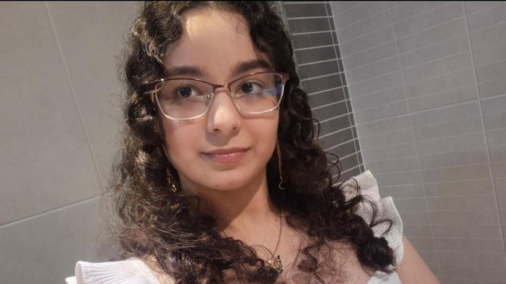 Jimena López Fuego, la estudiante con un 14 de 14 en la PAU 2025 de Asturias.