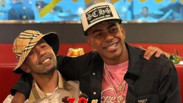 Lamine Yamal celebra el cumpleaños de su padre, Mounir Nasraoui, en el restaurante Gaudim.