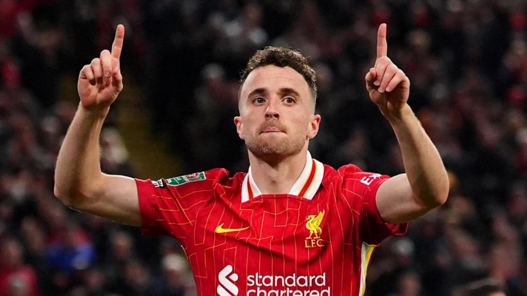 Diogo Jota celebra un gol con el Liverpool