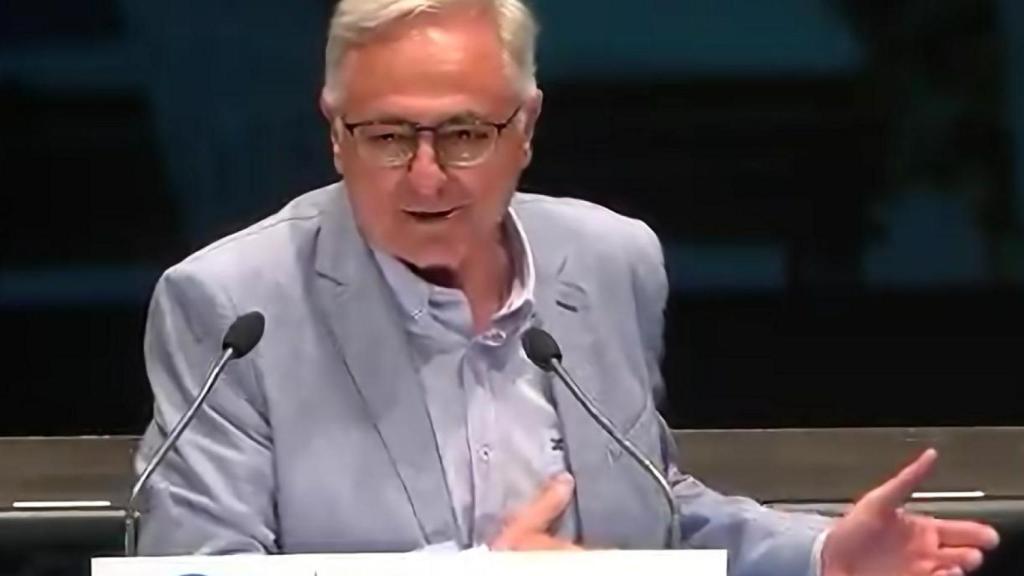 El alcalde de Torre Pacheco, Pedro Ángel Roca, durante una intervención.