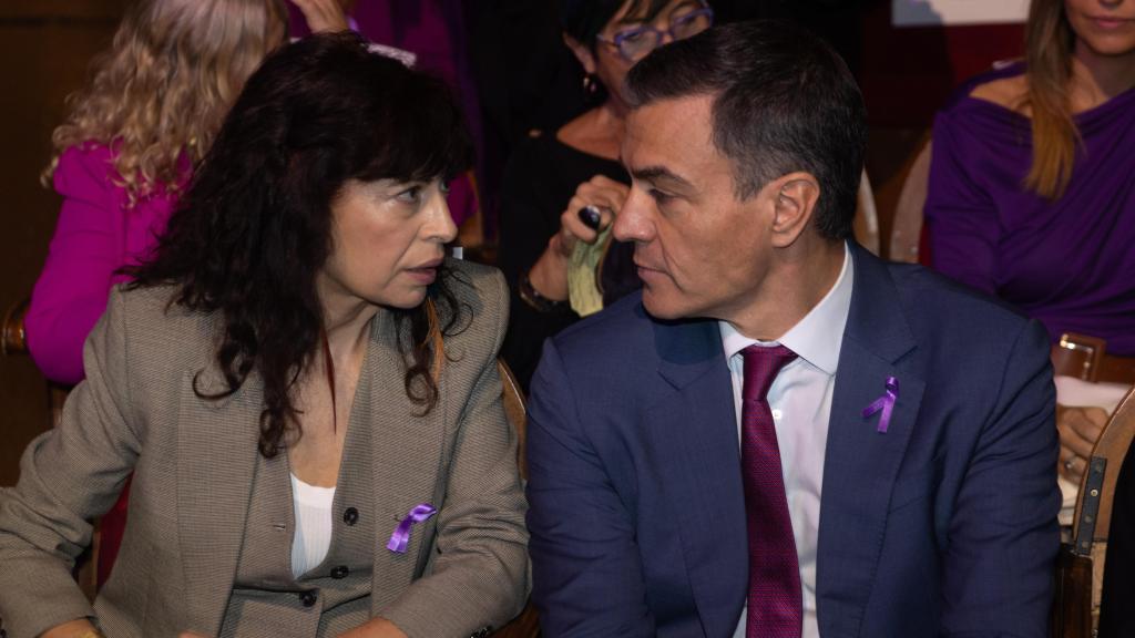 La ministra de Igualdad, Ana Redondo y el presidente del Gobierno, Pedro Sánchez, en una imagen de archivo.