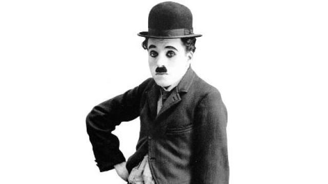 Charles Chaplin como Charlot