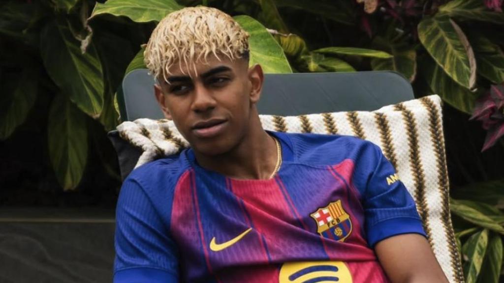 Lamine Yamal, en la presentación de la camiseta del FC Barcelona