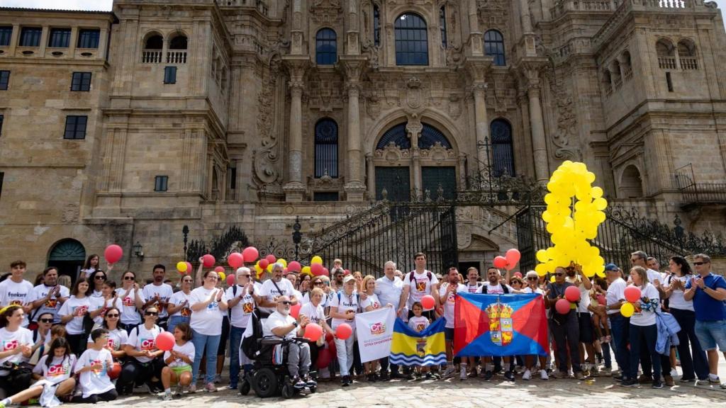 El Camiño de Raquel llega a Santiago: peregrinación para visibilizar el cáncer de sarcoma