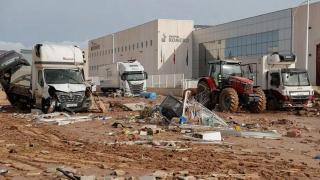 Daños ocasionados por la riada del Turia en Riba-roja. Manuel Bruque / Efe