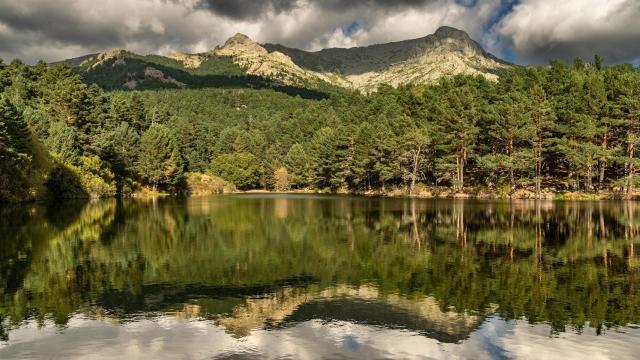 Sierra de Guadarrama, el refugio natural a una hora de Sol donde respira la Comunidad de Madrid