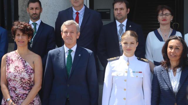 La Princesa Leonor, junto a la alcaldesa de Marín, el presidente de la Xunta de Galicia y la ministra de Seguridad Social