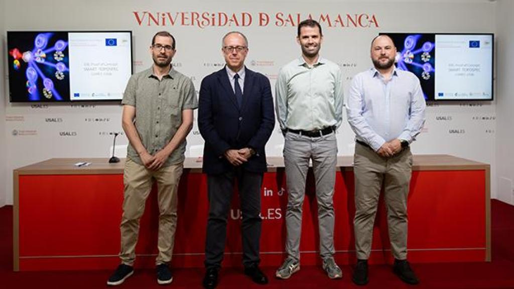 Presentación del proyecto de investigación logrado por la Unidad de Excelencia en Luz y Materia Estructuradas (LUMES)
