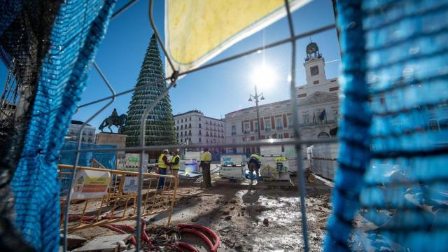 Obras en la Puerta del Sol de Madrid.