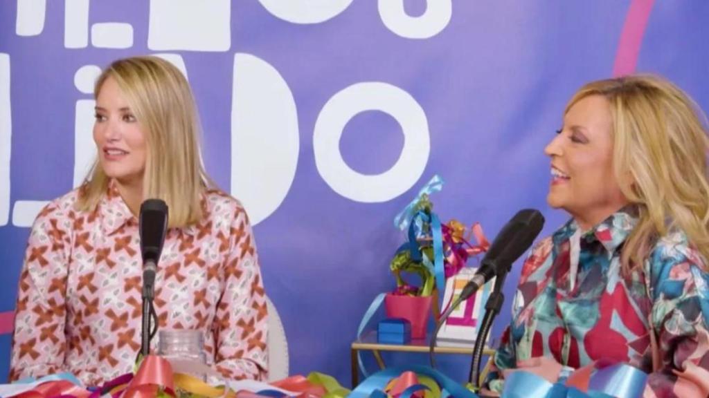 Alba Carrillo y Lydia, en un pódcast de Mtmad.
