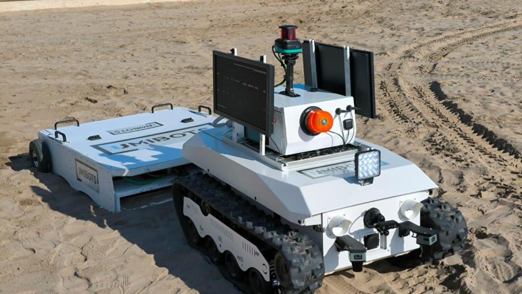 UmiBeach durante el testeo del prototipo en la playa La Malvarosa (Valencia).