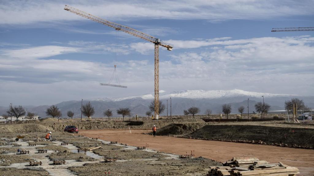 Las obras de la Instalación científica IFMIF-DONES para el acelerador de partículas para la energía de fusión, en Granada, (Andalucía España).