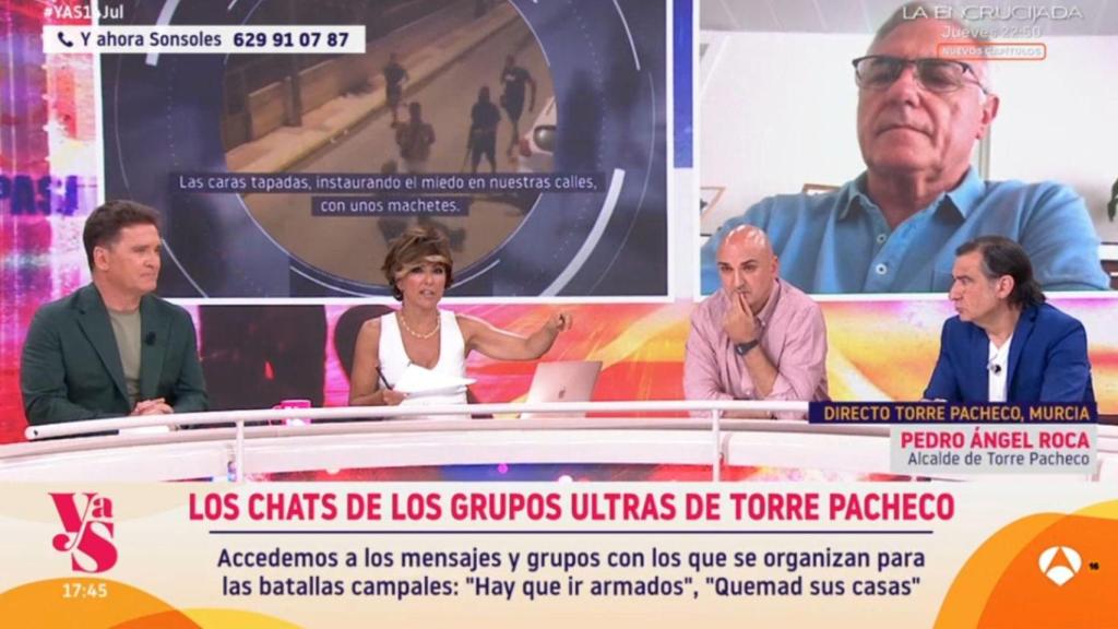 Colaboradores en plató.