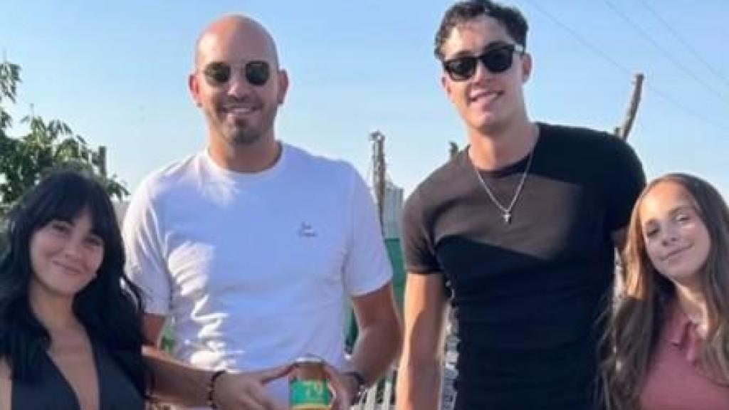 Aitana y Plex en el estudio de miel setentaynueve