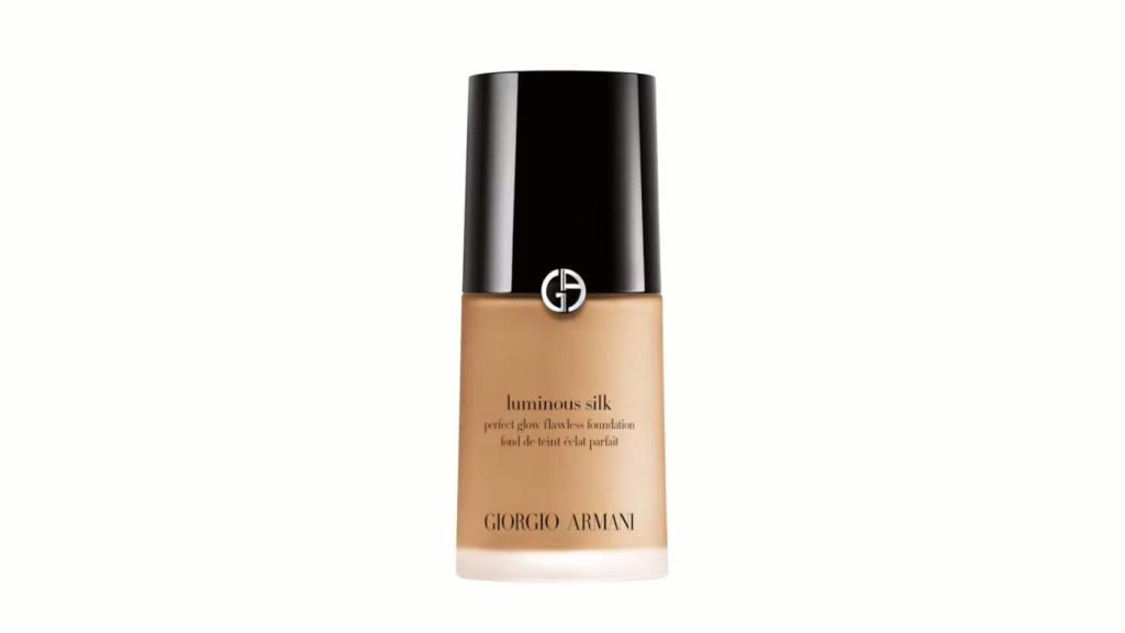 Base De Maquillaje Ligera Luminous Silk, de Giorgio Armani.