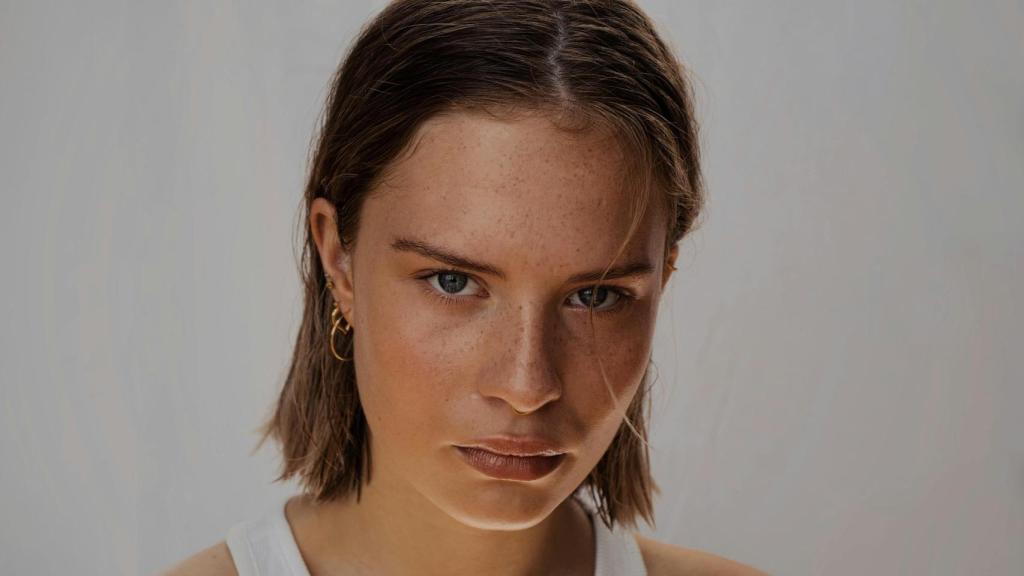 La piel de mantequilla sustituye a la de efecto cristal y 'glazed'.