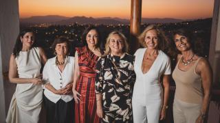 De izquierda a derecha, Espido Freire, Nativel Preciado, Cruz Sánchez de Lara, Marifrán Carazo, Marta Robles y Cristina Higueras.