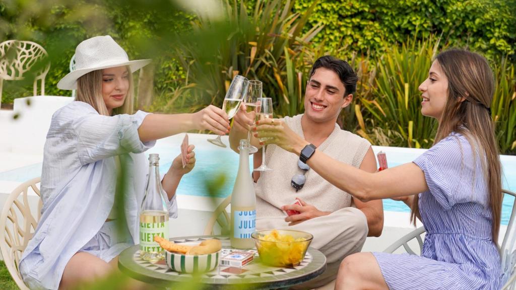 Julietta Frizzante Rosado y Julietta Frizzante Blanco