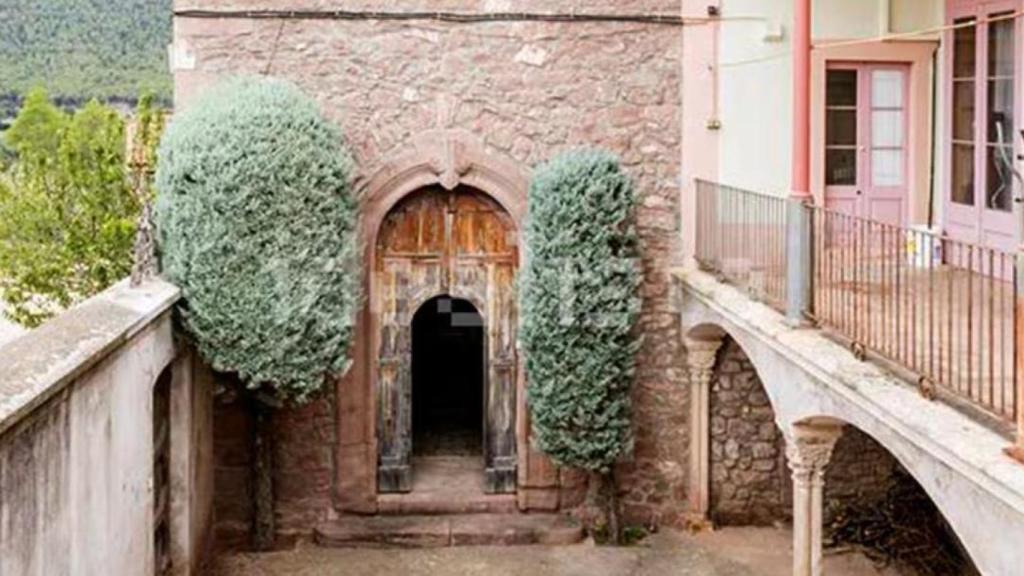 La fachada de la casa de Rosalía.