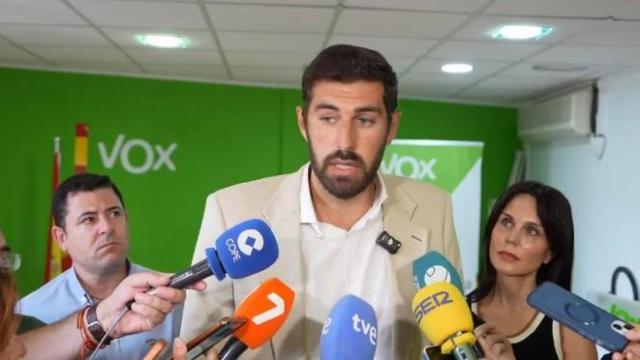 El presidente de Vox en Murcia, José Ángel Antelo, este martes en rueda de prensa.