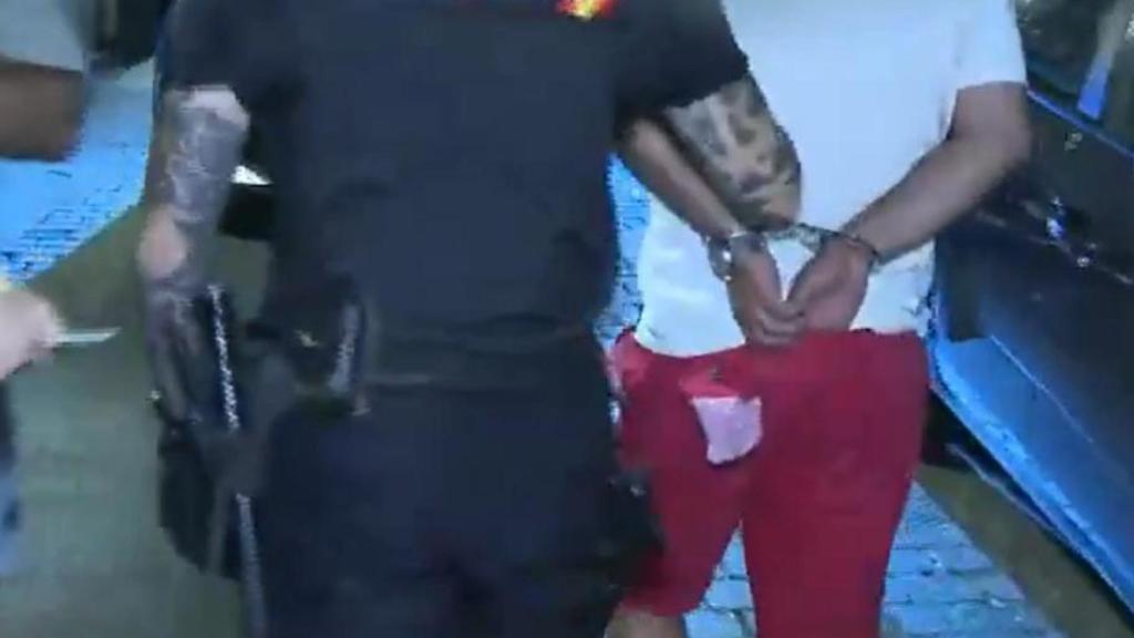 Un hombre detenido en Madrid tras dejar a su hijo abandonado en su coche.