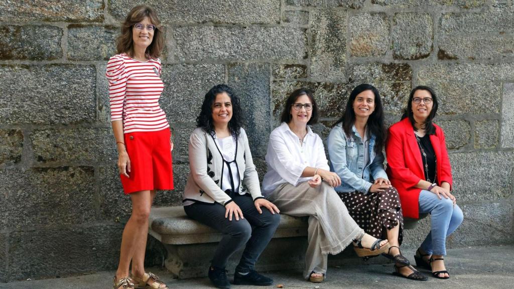 Nueva junta directiva de la Asociación de Mujeres Investigadoras y Tecnólogas de Galicia (AMIT-Galicia).