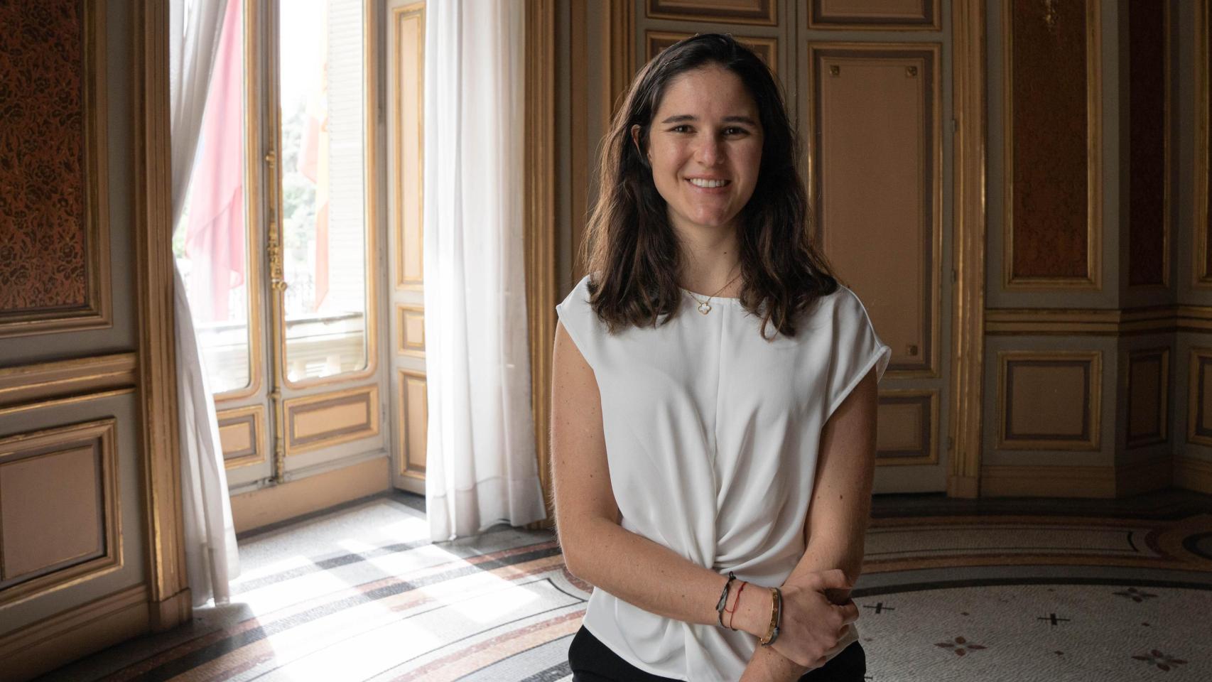 Valentina Agudelo posa para ENCLAVE ODS durante su visita a España.