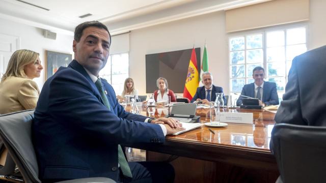 Imanol Pradales y Pedro Sánchez en la cumbre bilateral entre el Gobierno y el País Vasco del pasado mes de julio.