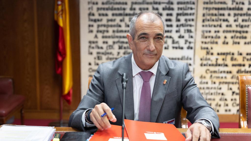 El consejero de Cohesión Territorial del Gobierno de Navarra, Óscar Chivite, este martes en el Senado.
