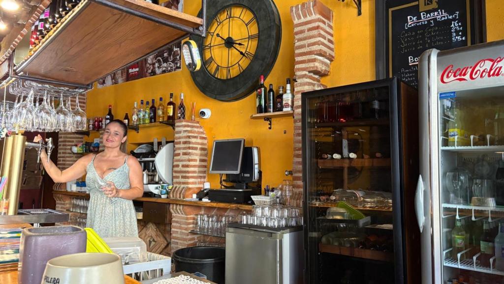 Laura en la cervecería
