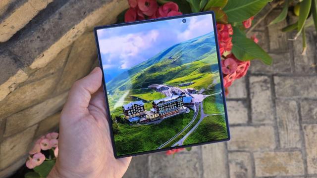 Samsung Galaxy Z Fold 7