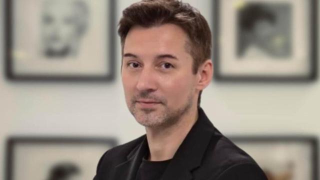 Álex Sestelo, peluquero.