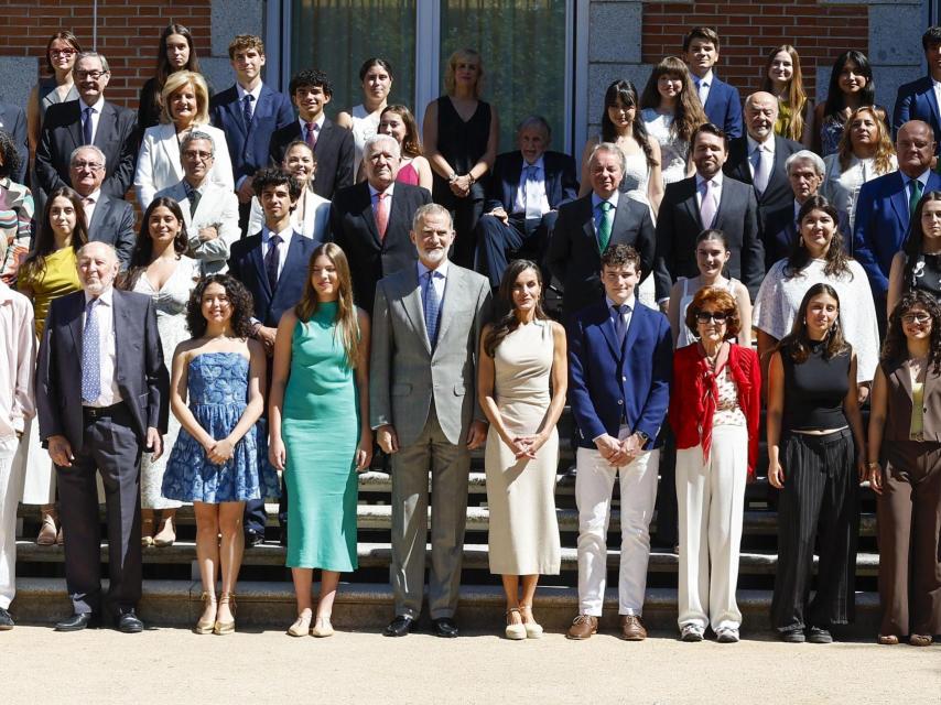 Los Reyes y la Infanta con el patronato de la Fundación Comité Español de los Colegios del Mundo Unido.