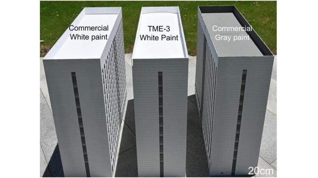 Prueba de materiales metaemisores