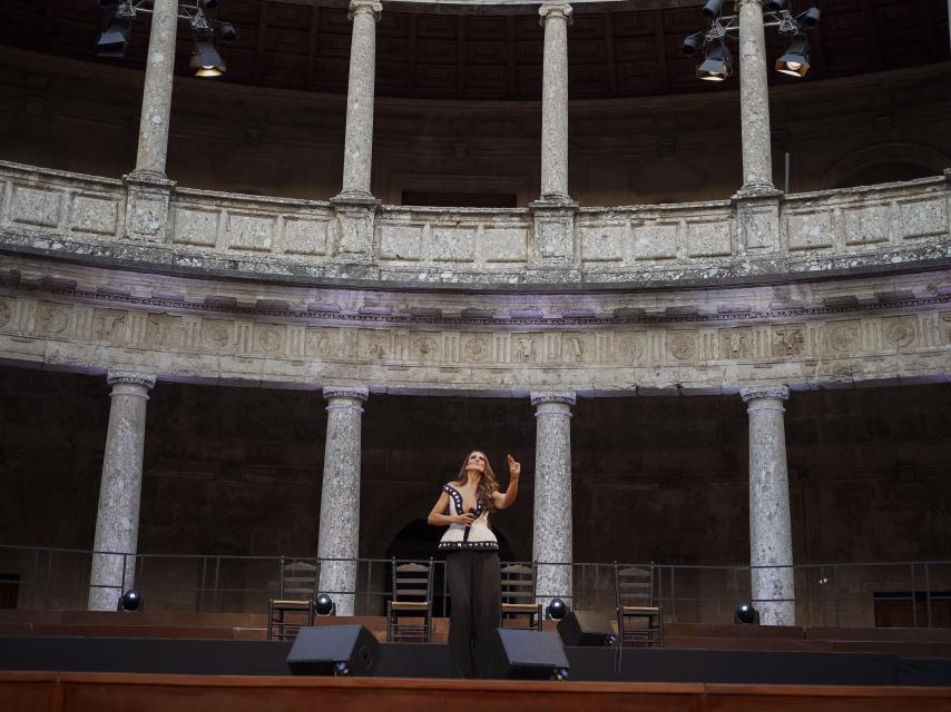 Nuria Fergó, retratada durante la presentación de su nuevo tema, 'Voy a ser feliz'.