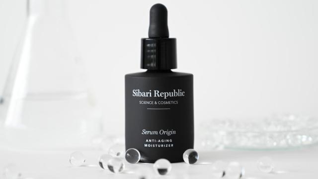 Así es la ‘bestia’ antiarrugas hecha en España que funciona en menos de un mes