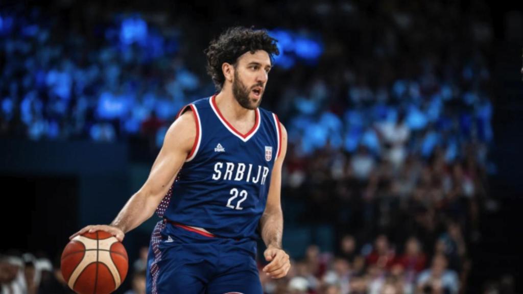 Vasilije Micic, con la selección de Serbia