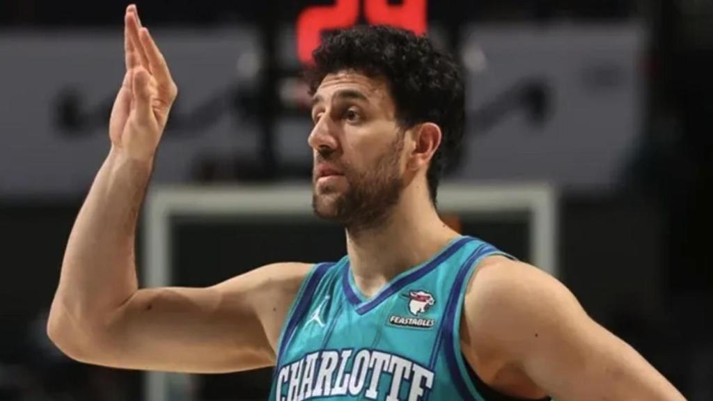 Vasilije Micic, en su etapa en los Charlotte Hornets