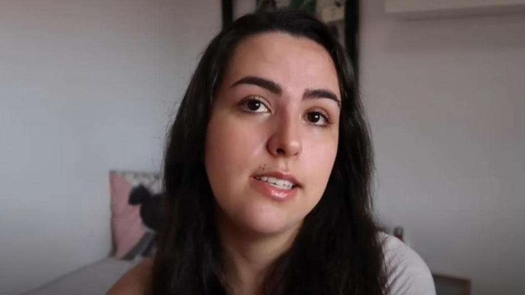 Leticia Navarro en su vídeo de YouTube.