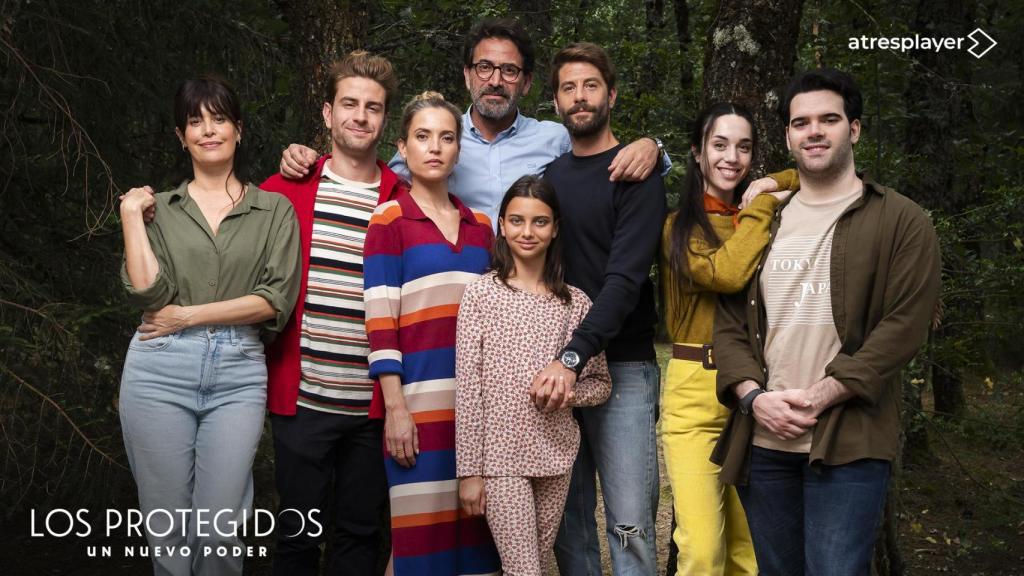 El elenco de 'Los Protegidos: Un nuevo poder'.