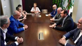 Óscar Puente reunido con el Ayuntamiento de Navalcarnero