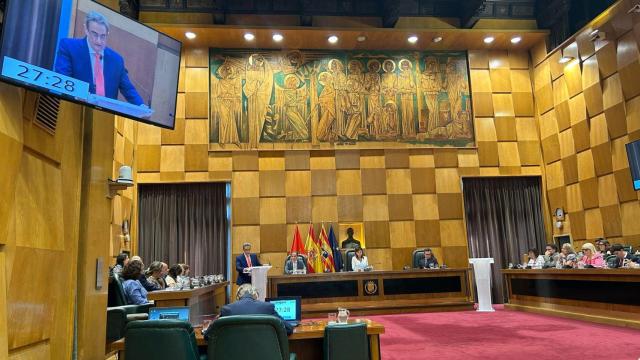 El portavoz de Vox, Julio Calvo, en el Debate sobre el Estado de la Ciudad.