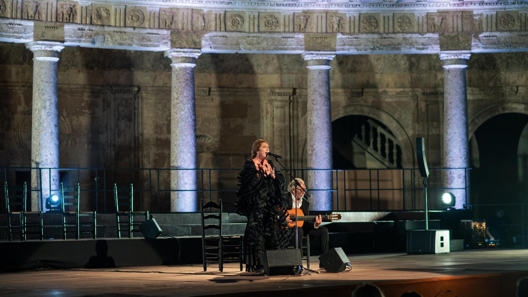 La impresionante actuación de Estrella Morente en la gala de Magas.