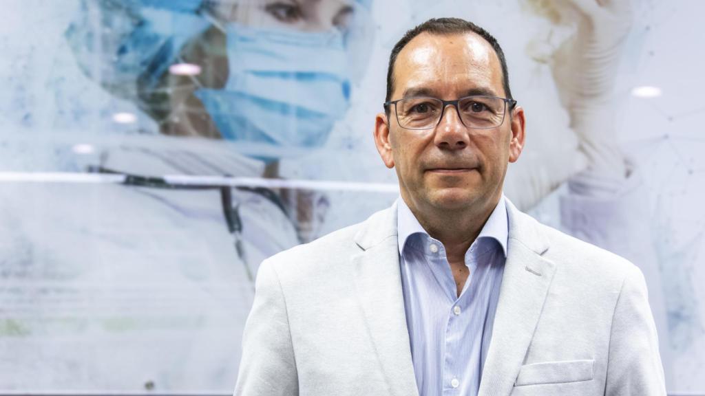 Cobos en la sede del Consejo General de Enfermería.