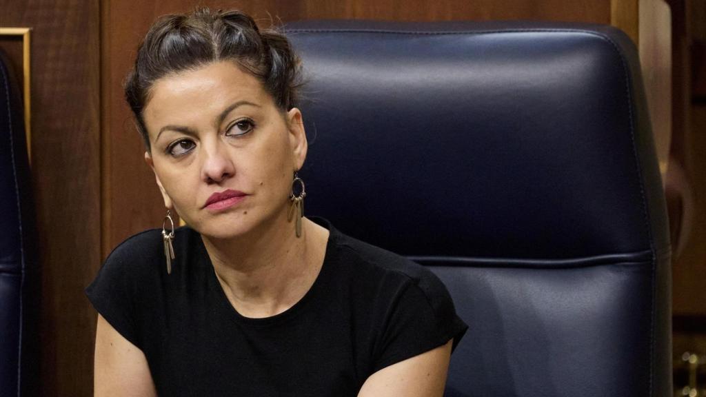 La ministra de Juventud e Infancia, Sira Rego, durante un pleno en el Congreso de los Diputados, a 25 de junio de 2025.