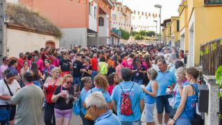 Las peñas llenan las calles de Cigales