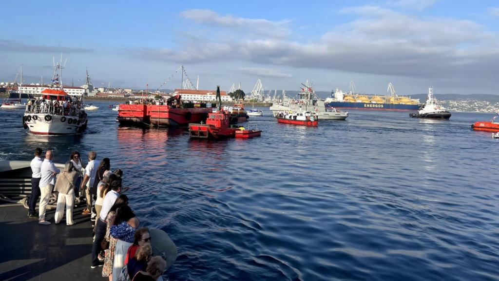Ferrol se vuelca con su procesión marítima en honor a la Virgen del Carmen