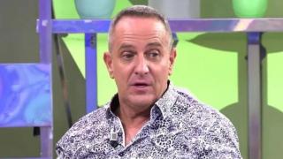 Víctor Sándoval, con 'La familia de la tele'.