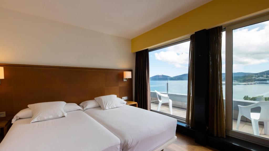 Habitación doble con vistas al mar.