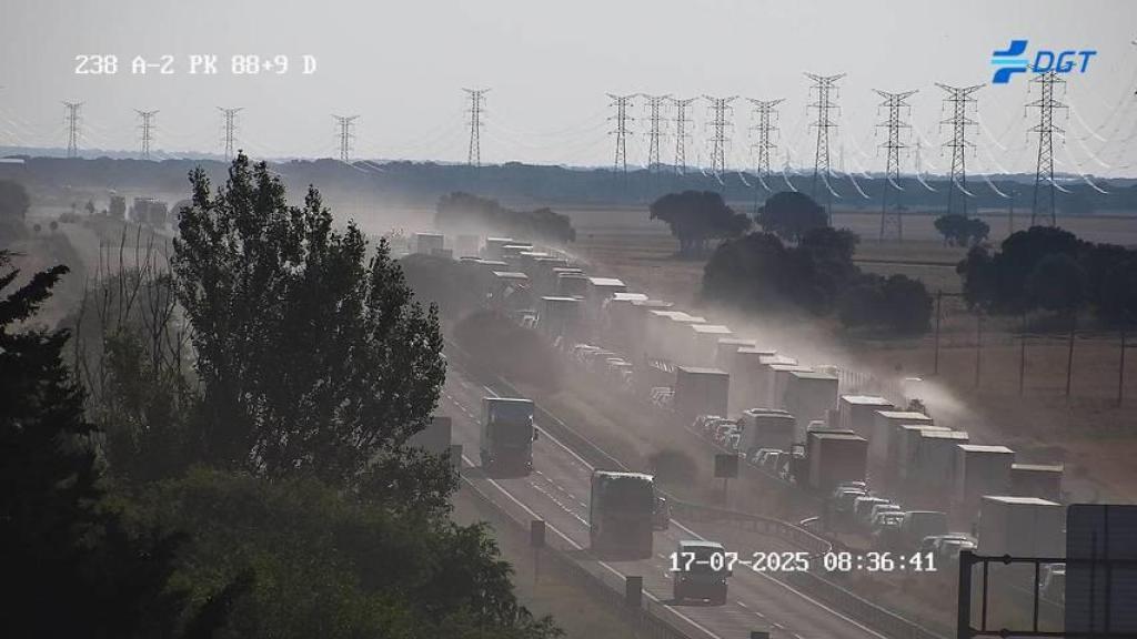 Retención en la A-2. Foto: DGT.